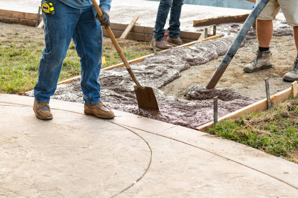 Best Concrete Sidewalk Installation in New Haven, MI