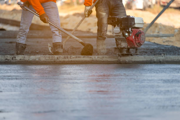 Best Concrete Pool Decks in New Haven, MI